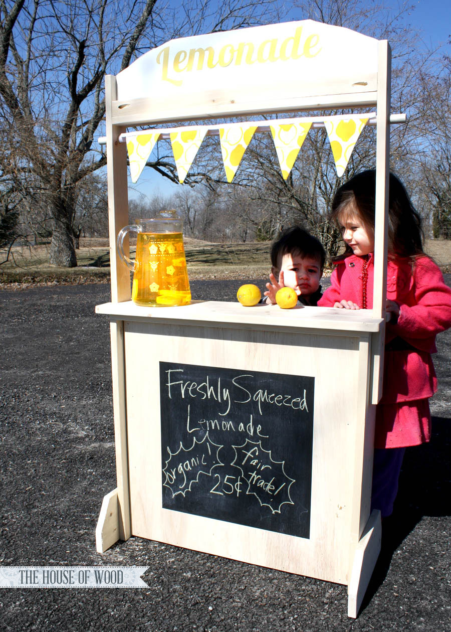 playstand_lemonade