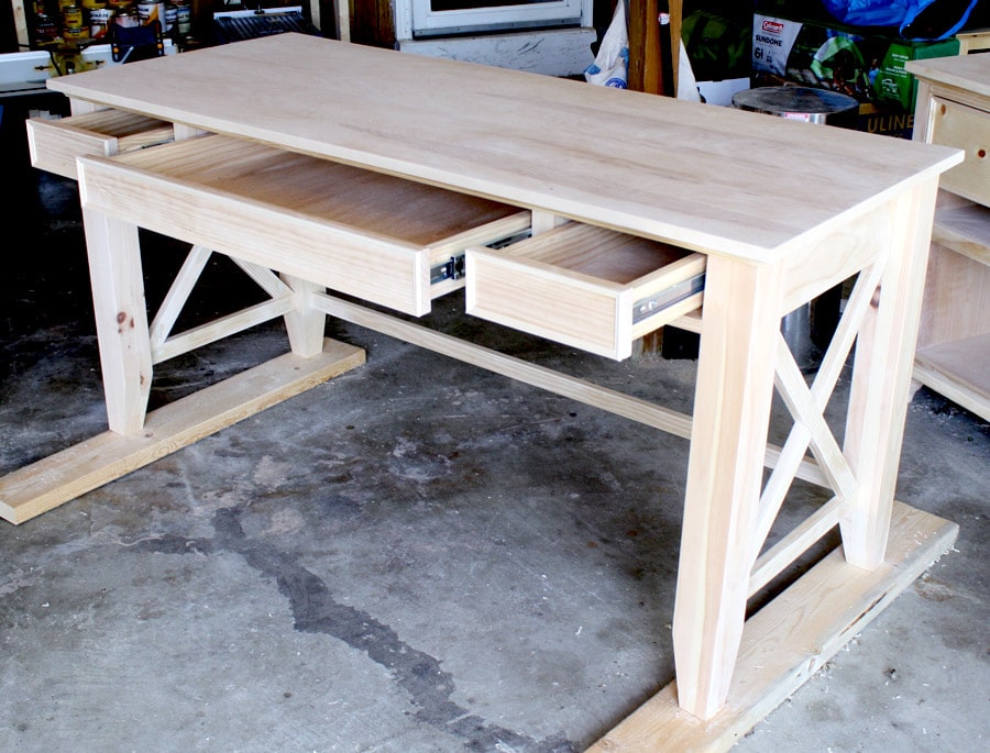 How to build a DIY writing desk. In-depth tutorial and free plans!