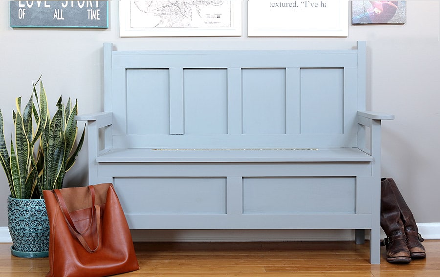 How to build a DIY storage bench. Free building plans by Jen Woodhouse