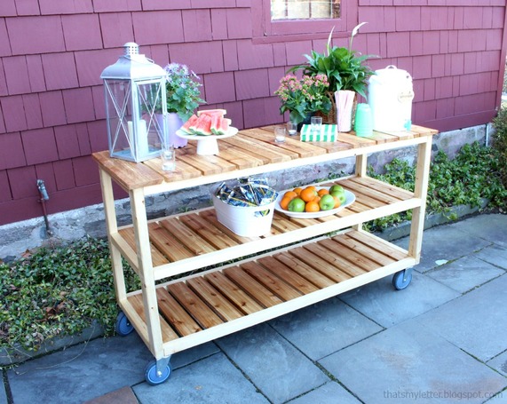 How to build a DIY outdoor rolling console