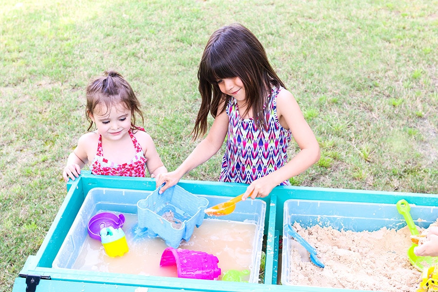 How to build a kids' sand and water table. Tutorial by Jen Woodhouse