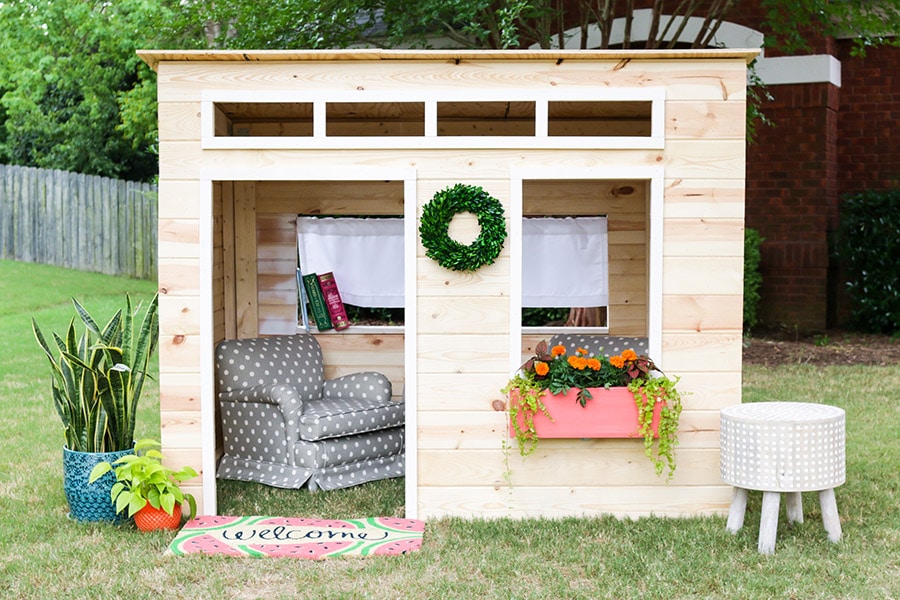 How to build a kids indoor playhouse
