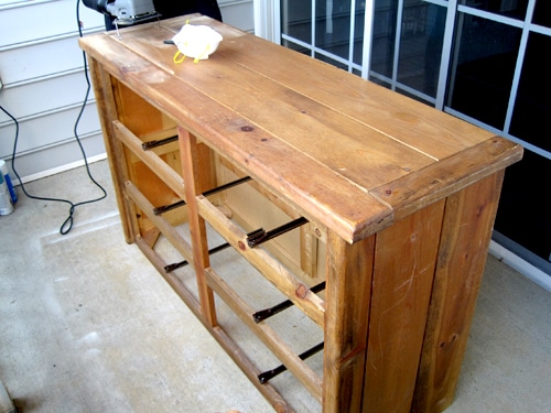 Pallet shop changing table