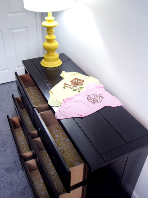 Frugal Mom and Wife: How To Line Your Dresser Drawers With Wrapping Paper!