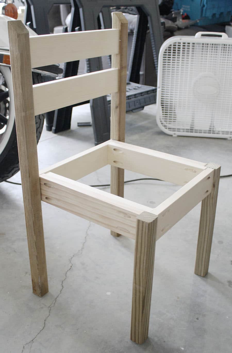 How to make kids chair