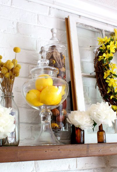How to decorate your mantel for Spring
