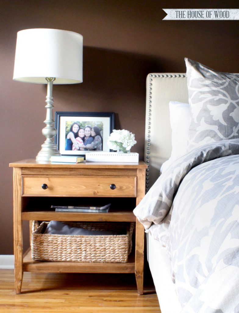 Nightstands & Bedside Tables