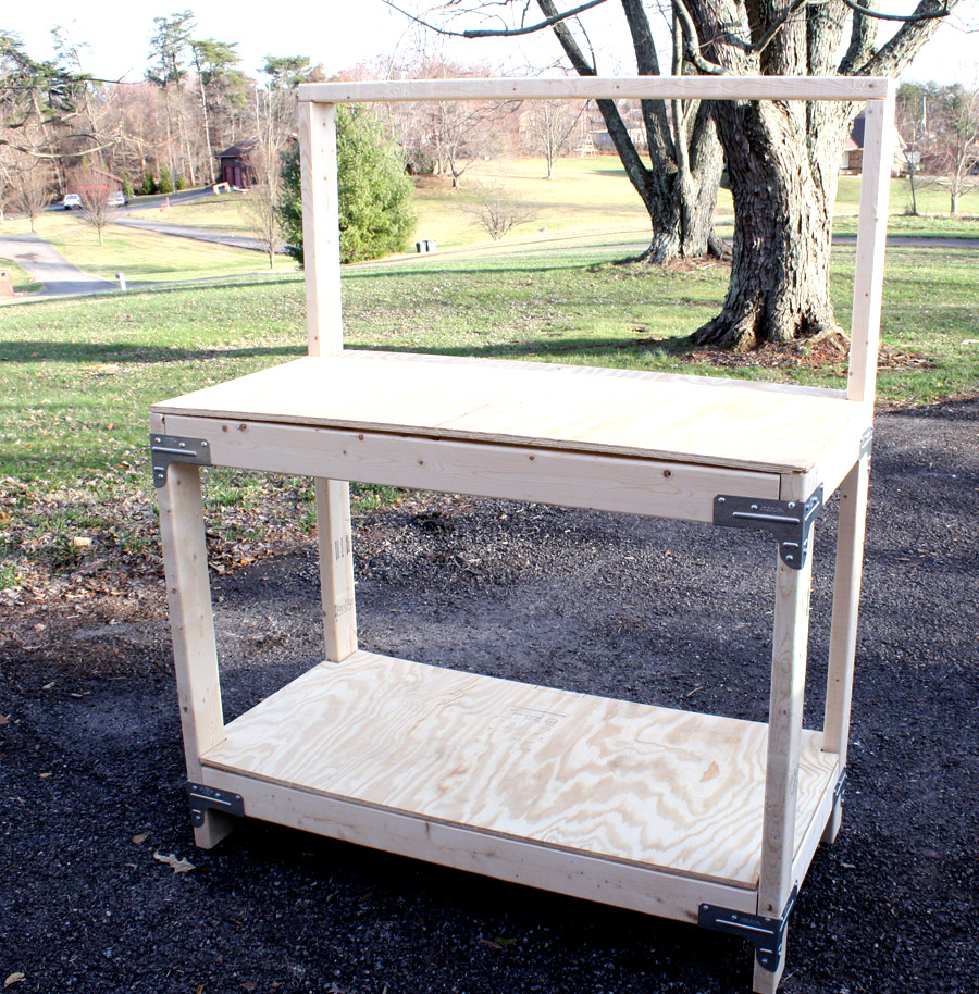 DIY workbench shelves