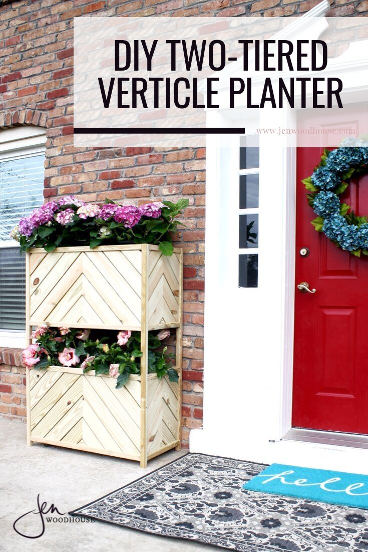 Build this two-tier planter with plans from Jen Woodhouse! | DIY planter #DIY #jenwoodhouse