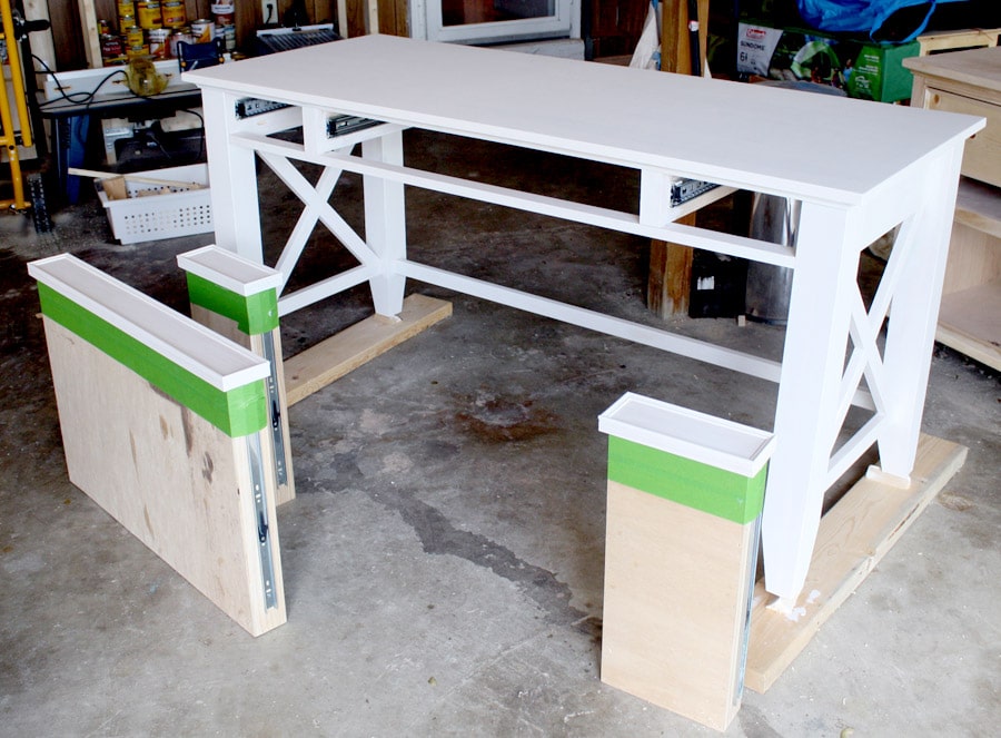 How to prime a DIY desk