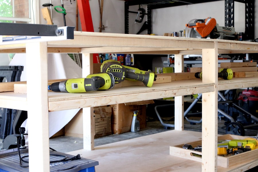 How To Build A DIY Simple Mobile Workbench From Scrap Wood