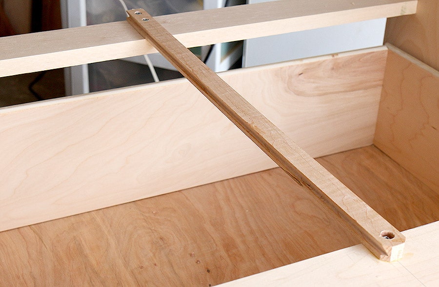 How to install wooden drawer slides