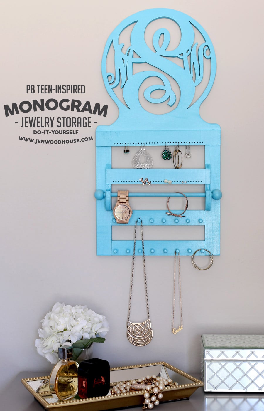 How to build a DIY PB Teen-inspired Monogram Jewelry Wall Organizer #DIY #PBTeen #monogram #PotteryBarn #jewelry #organizer