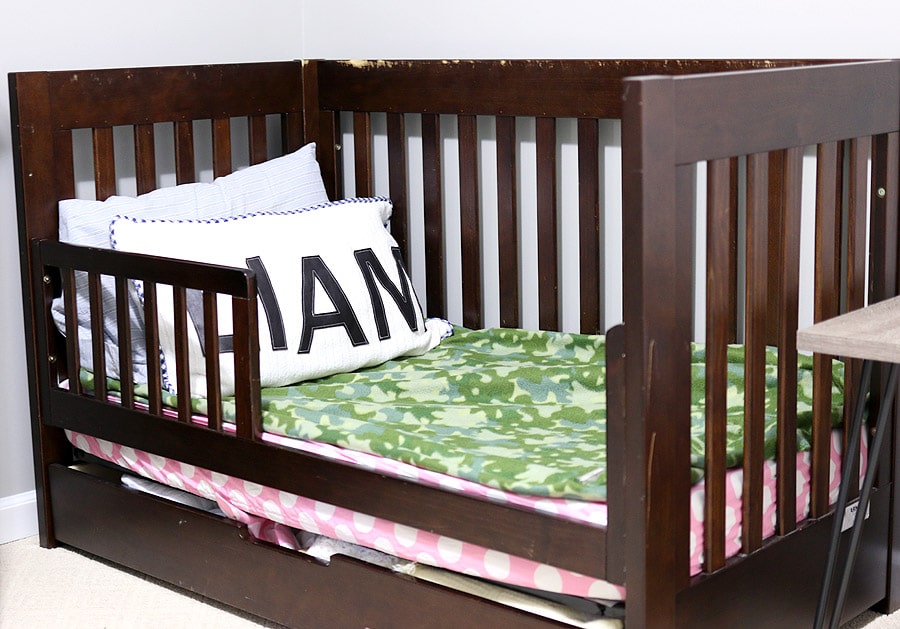 Convertible toddler bed