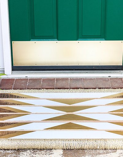 Beautiful! She shows you how to make a DIY wooden doormat. LOVE the tribal vibe!