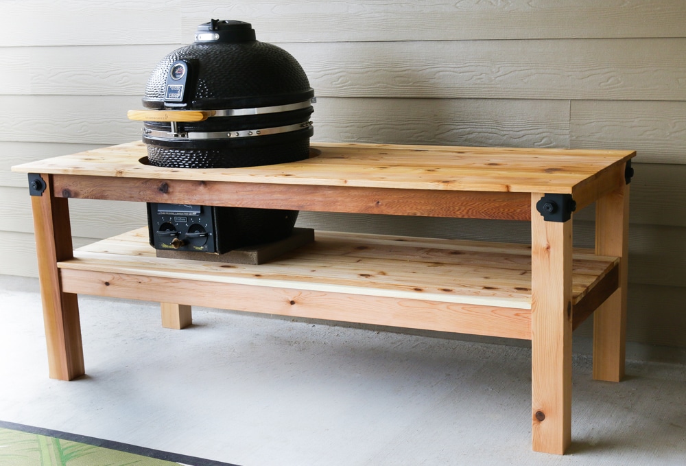 How to build a DIY big green egg table - free plans by Jen Woodhouse