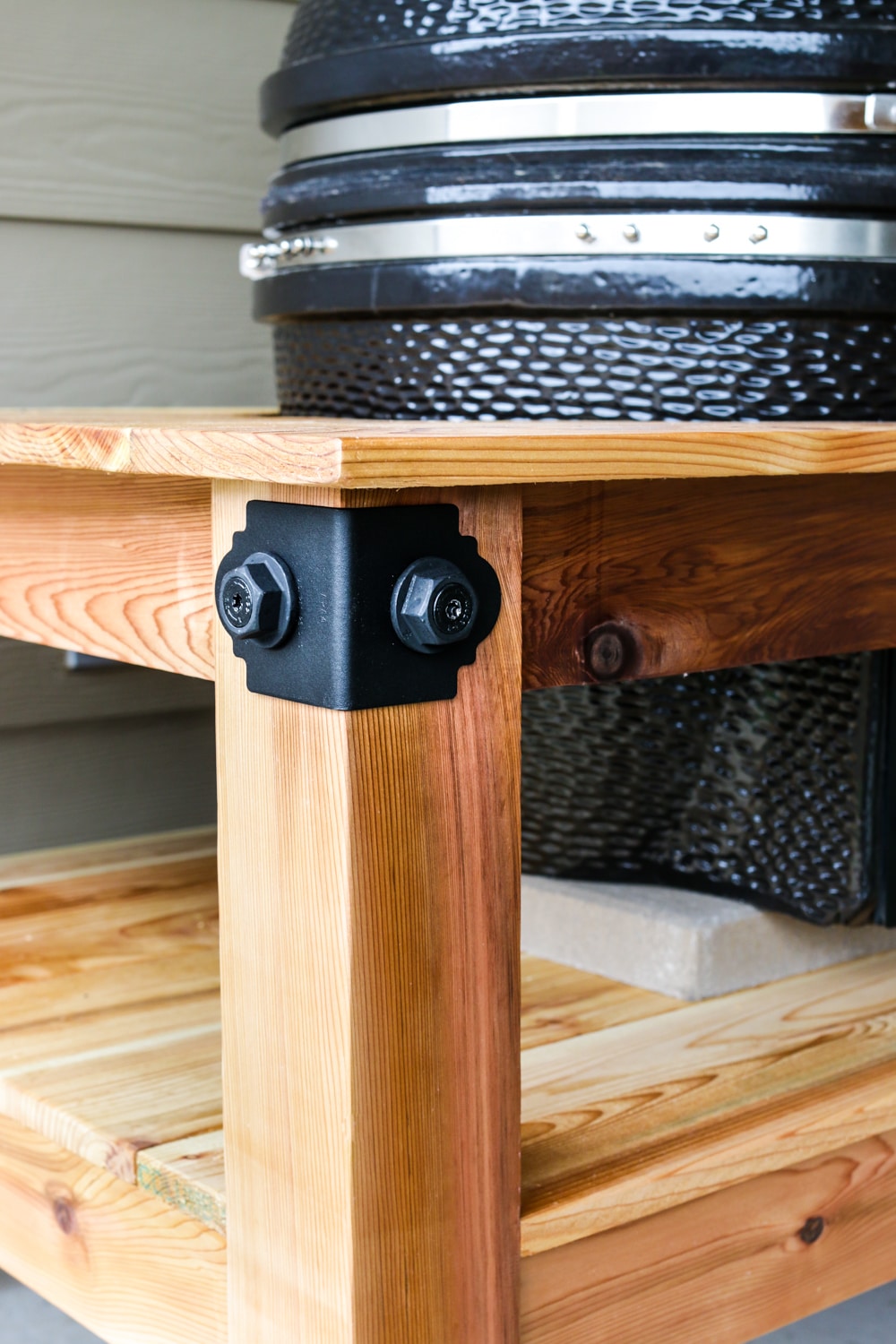 DIY Kamado Grill Table