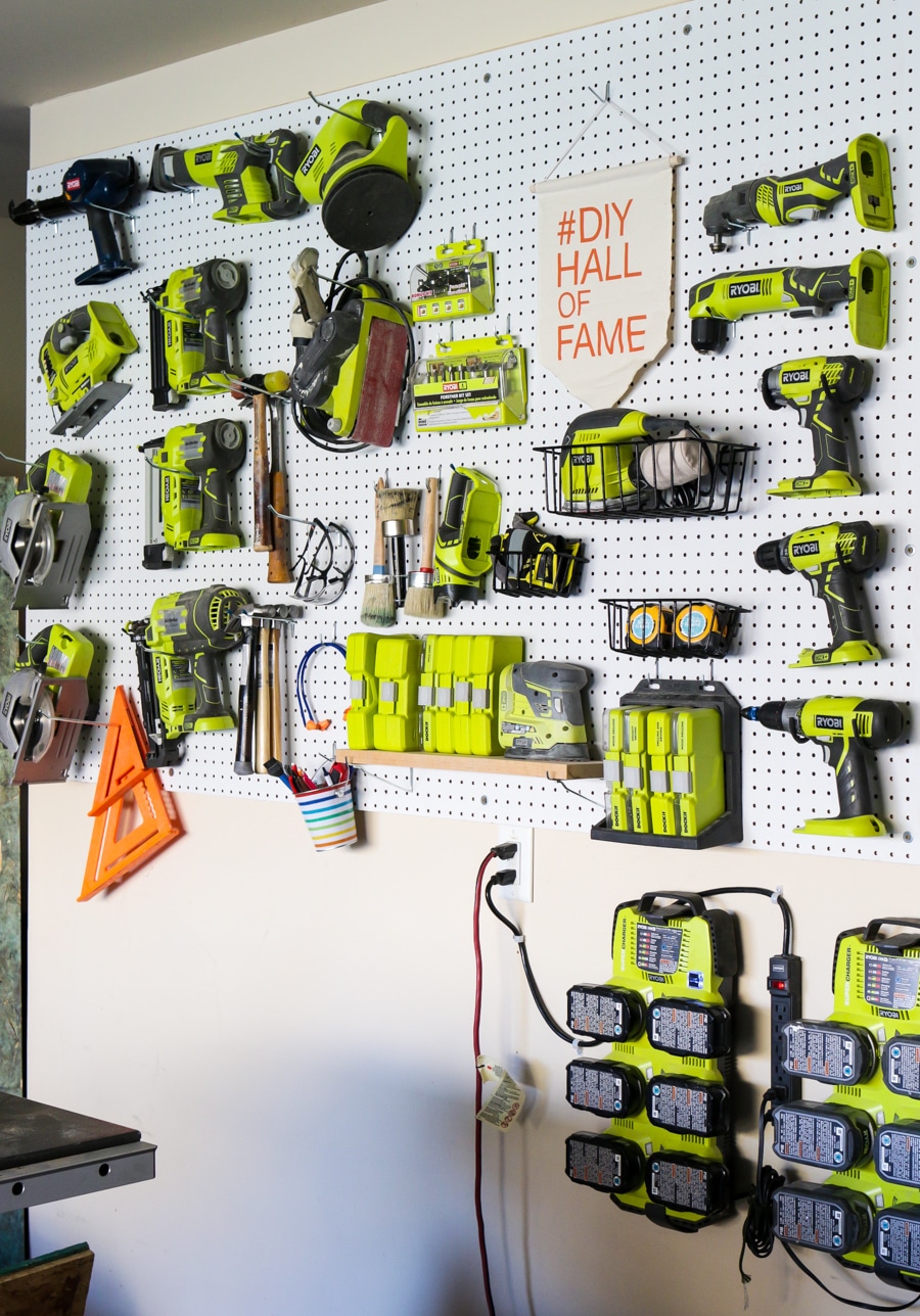 How to organize tools using pegboard