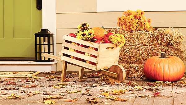 Build a rustic Fall wheelbarrow at The Home Depot's free DIH Workshop!