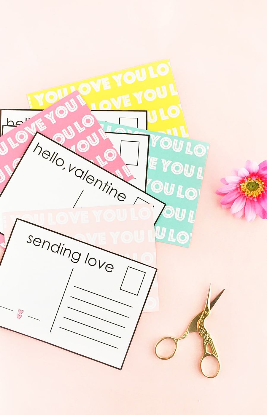 DIY Valentine's Postcards on The House Of Wood - Design and make your postcards with this free template. Perfect love notes to send to friends and family