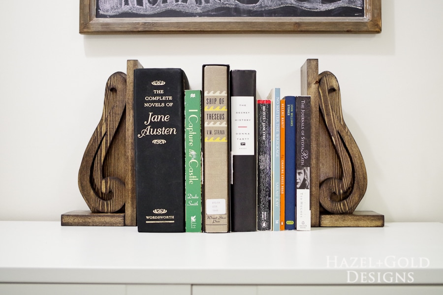 DIY Decorative Wooden Bookends