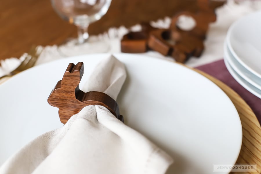 Adorable wood bunny napkin rings - perfect for a Spring table!