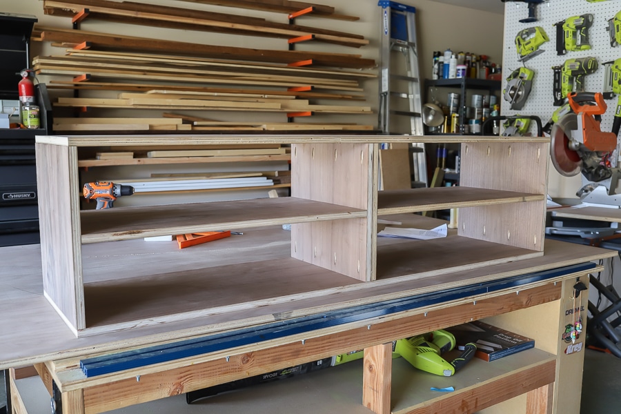 How to build a DIY entertainment center - the center console carcass