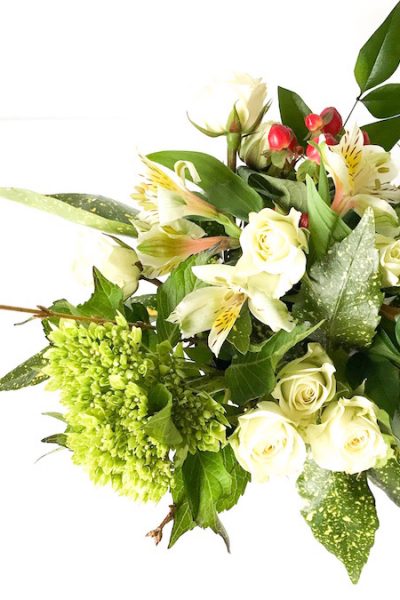 Learn the basics of floral design with this tutorial!