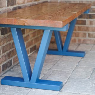 Easy DIY Outdoor Bench - Finished left side