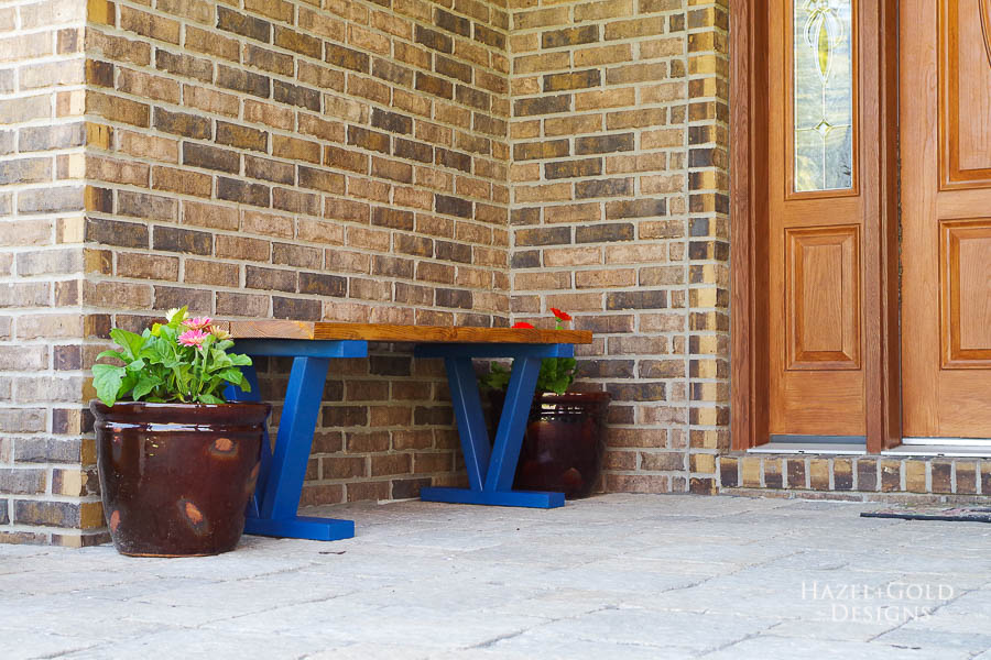 Easy DIY Outdoor Bench - Finished left side