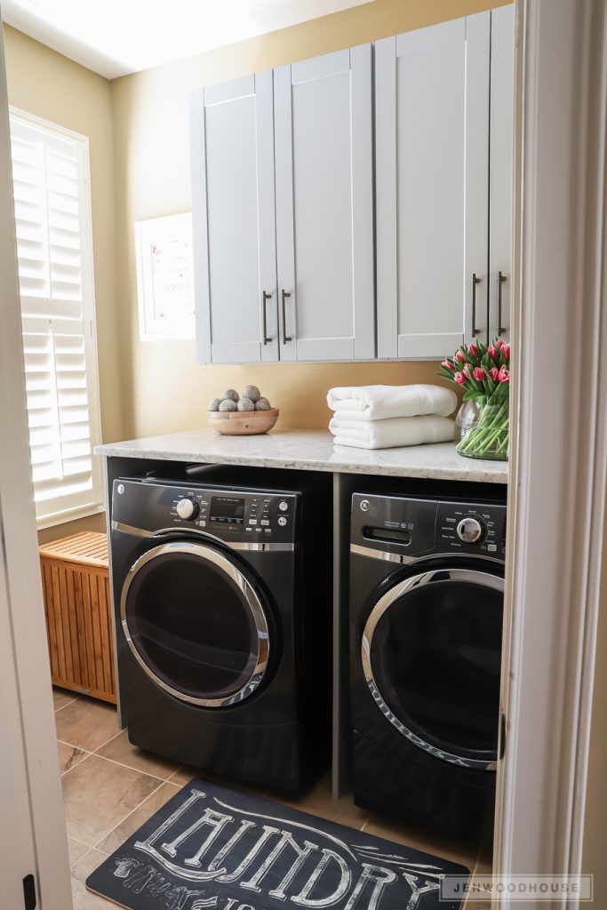 Beautiful laundry room makeover with The Home Depot