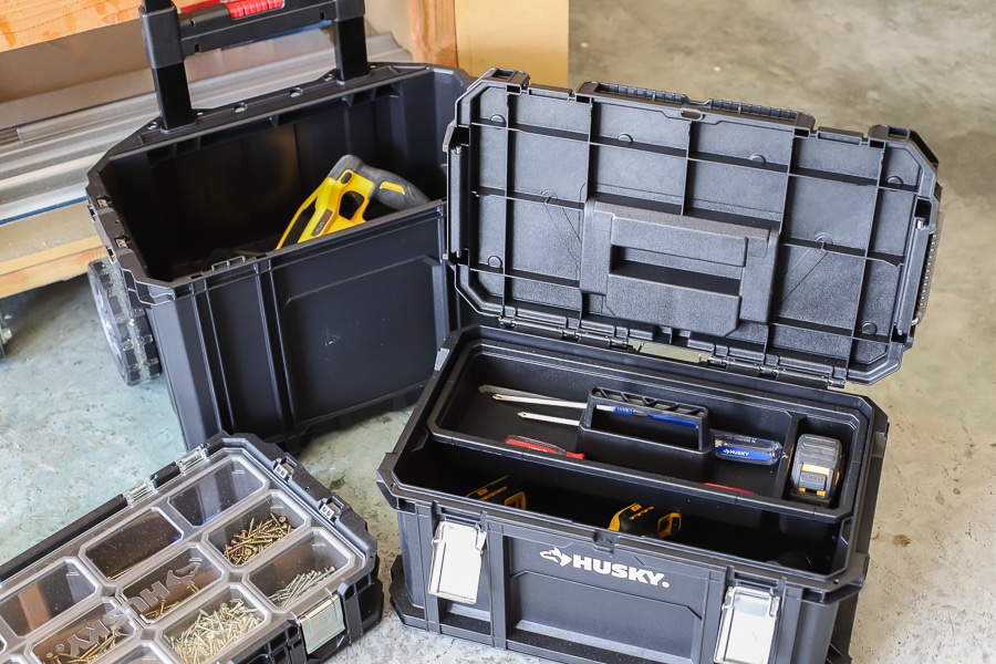 Husky rolling deals tool box