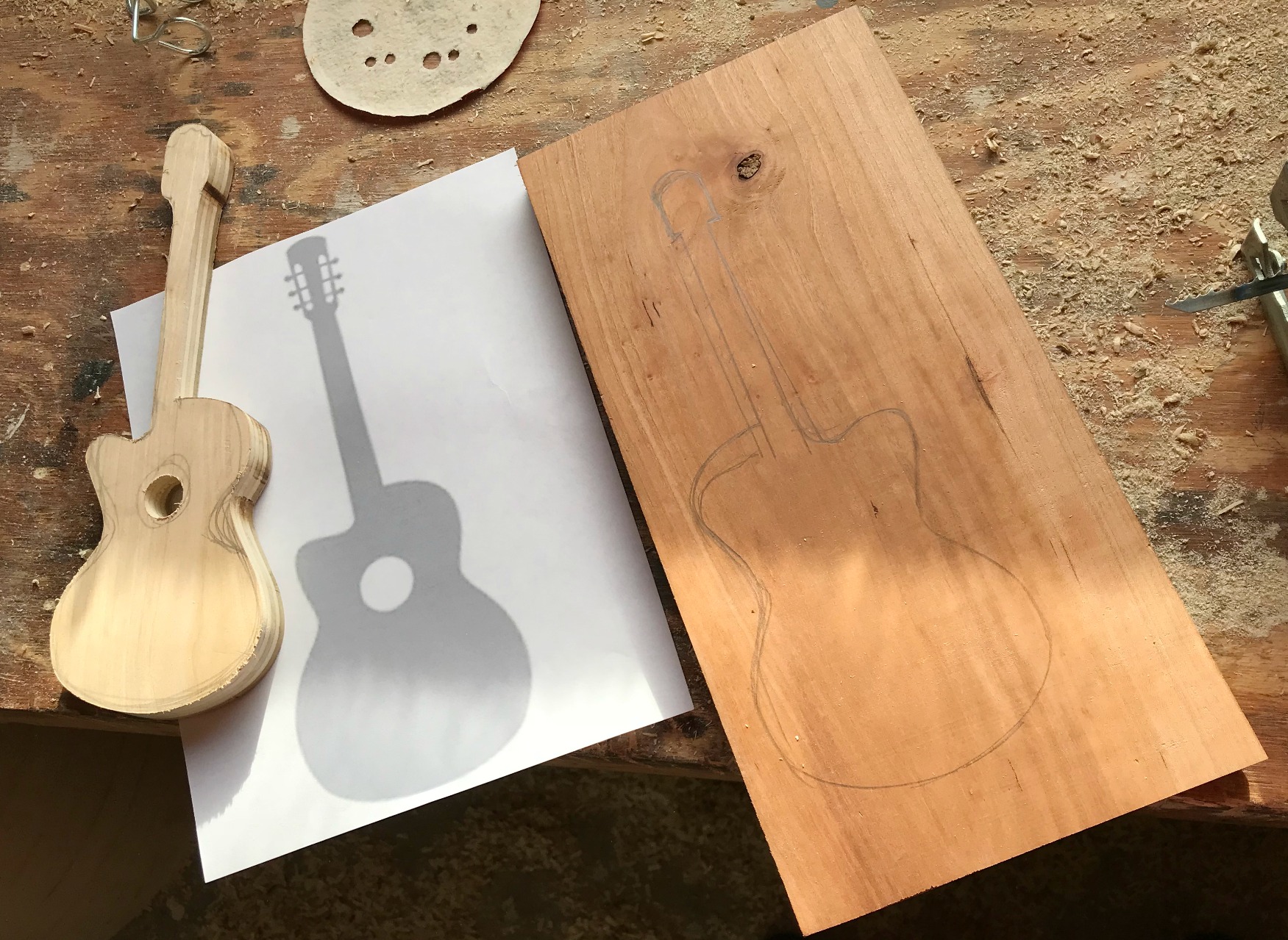 Sketch out Guitar Shape for DIY Bookends