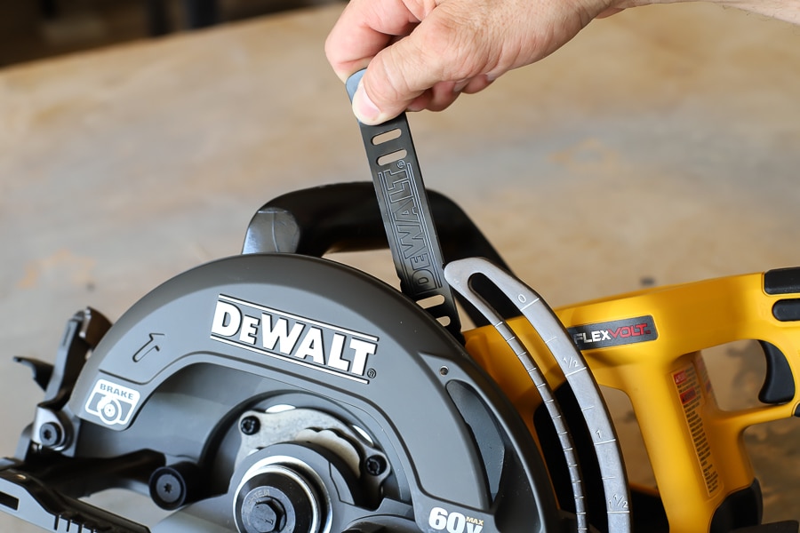 Dewalt 60 volt worm store drive circular saw