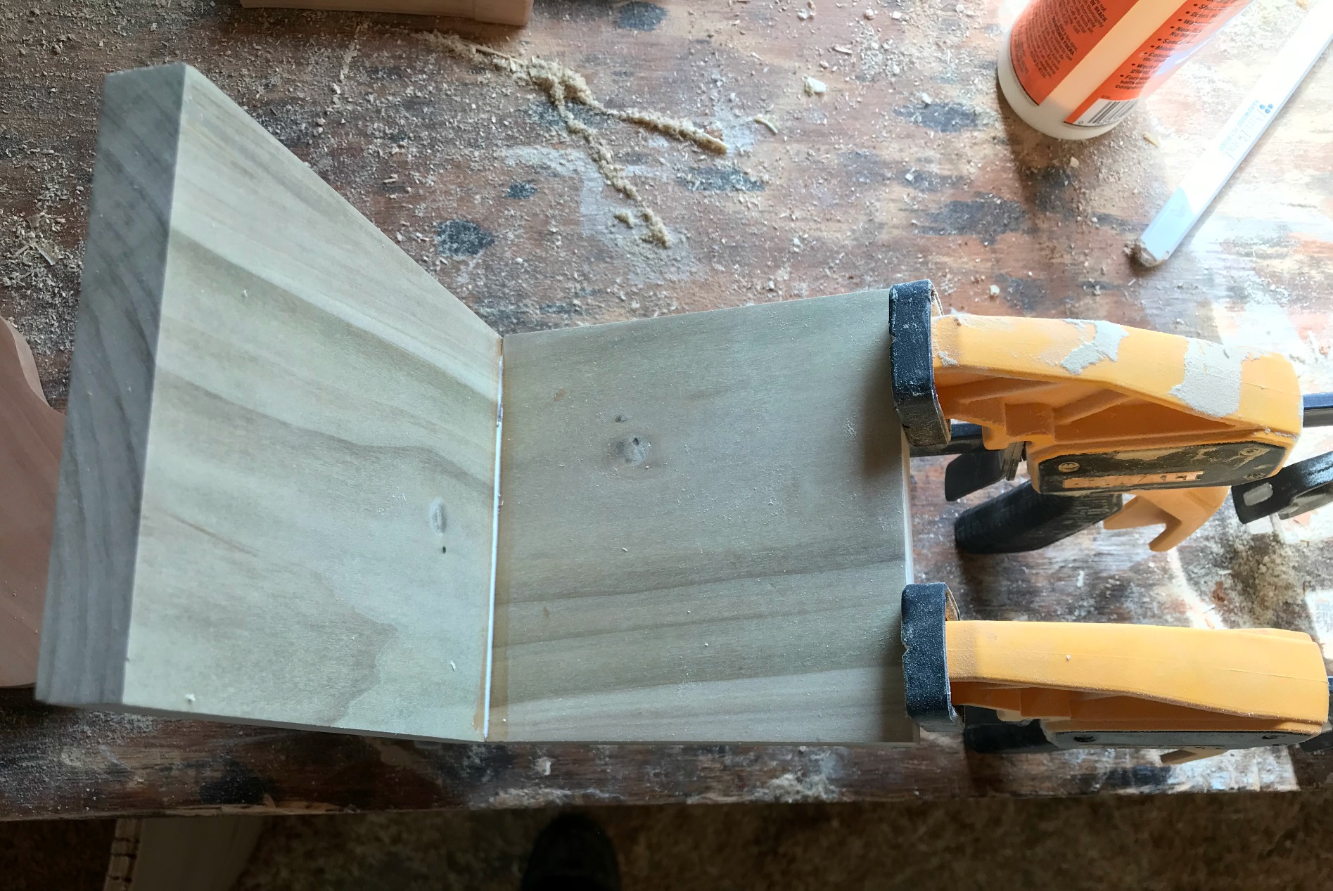 Glue up DIY bookend pieces