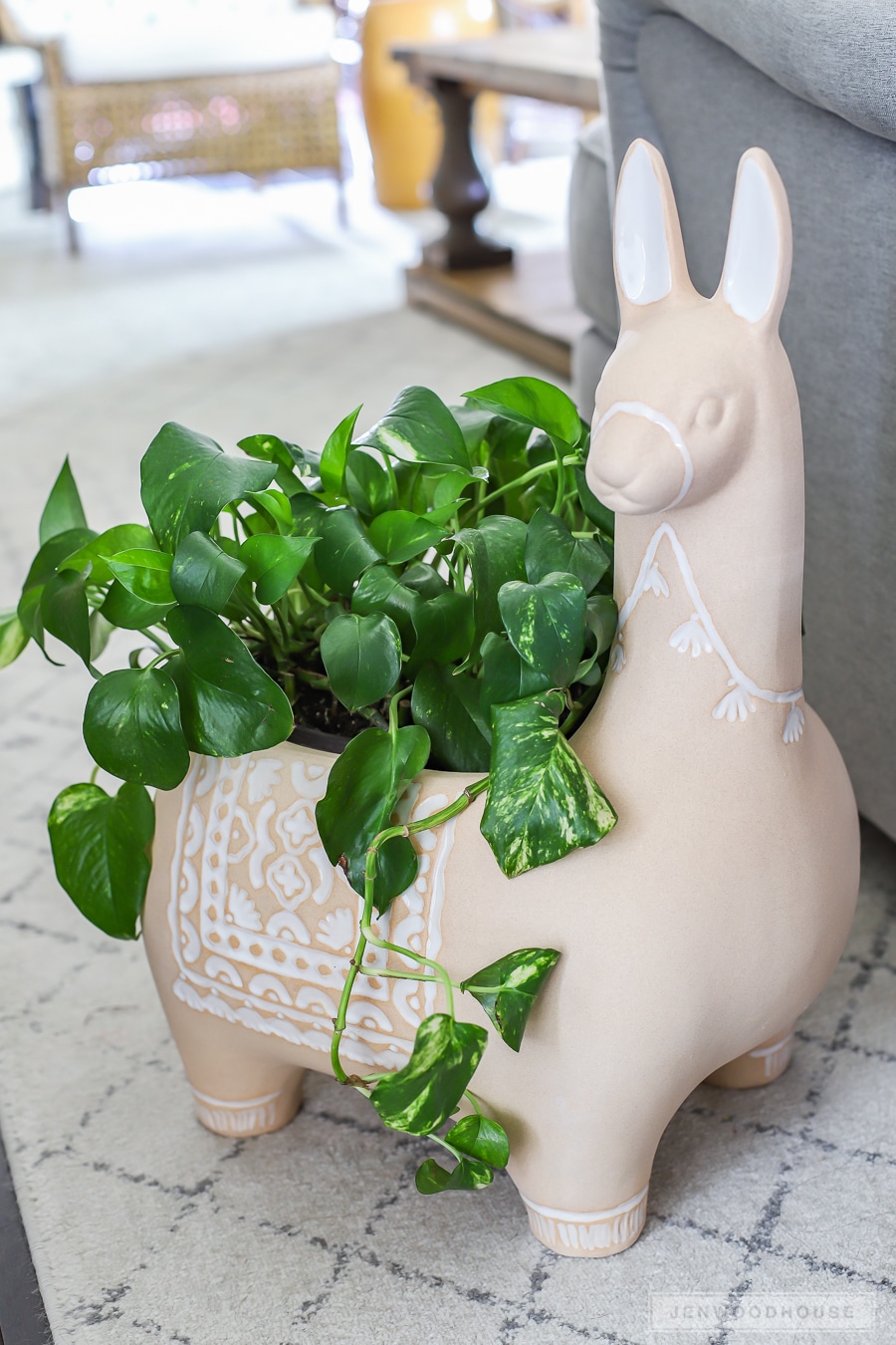 Adorable Alpaca Llama ceramic planter