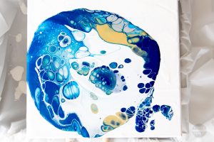 Acrylic Pouring Art - How to make artwork using acrylic pouring technique