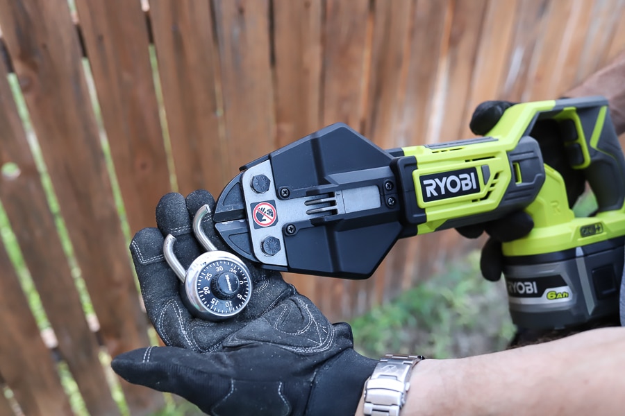 battery powered bolt cutters