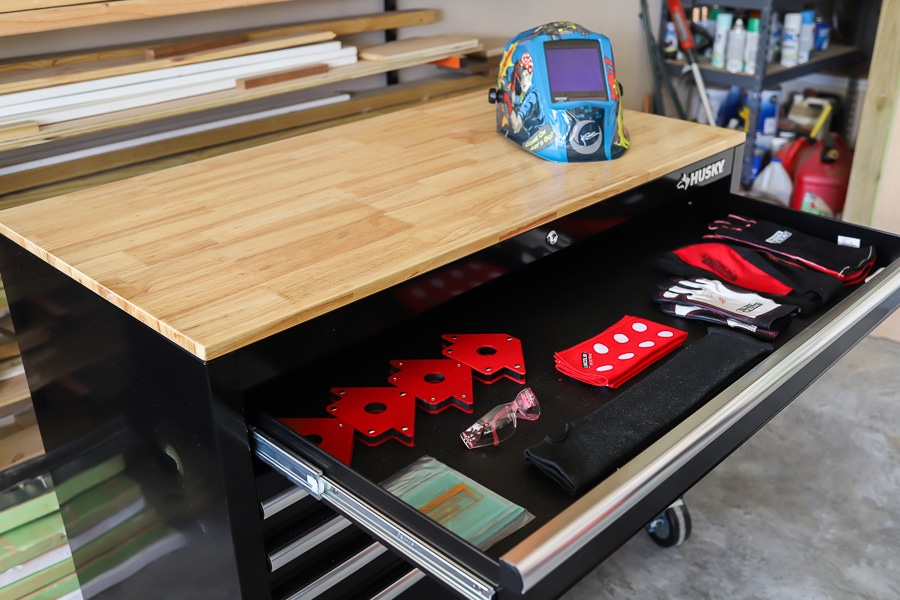 Husky on sale workbench table