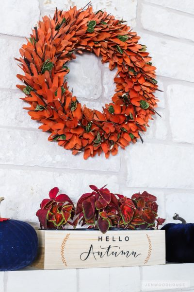 Autumn decorating for the fireplace mantel