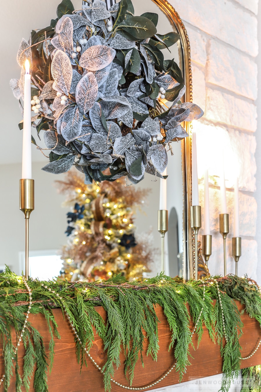 modern christmas garland