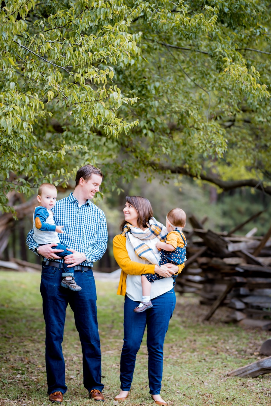 What To Wear For Family Pictures The House Of Wood