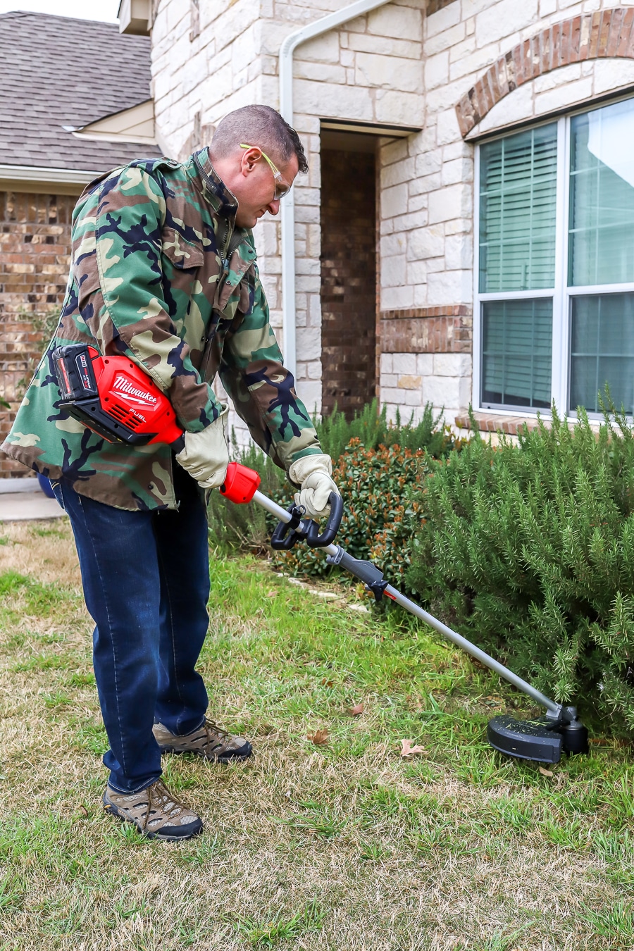 Milwaukee electric string trimmer hot sale