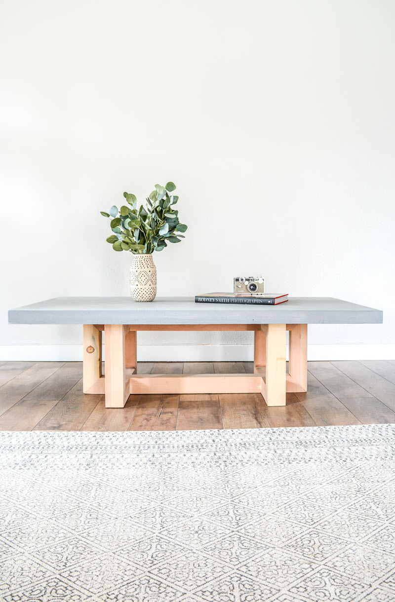 How to Build a Farmhouse Coffee Table (with storage)- free