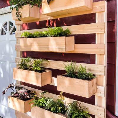 23 DIY Outdoor Projects To Spruce Up Your Backyard