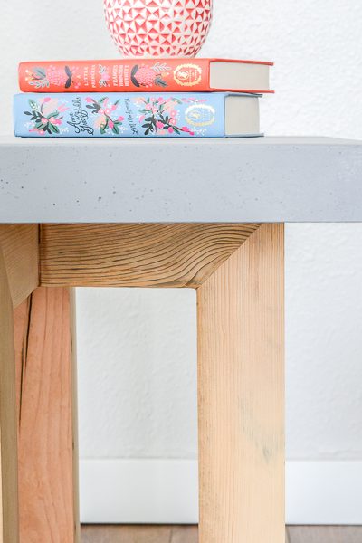 How to make a DIY side table with a concrete top geometric design