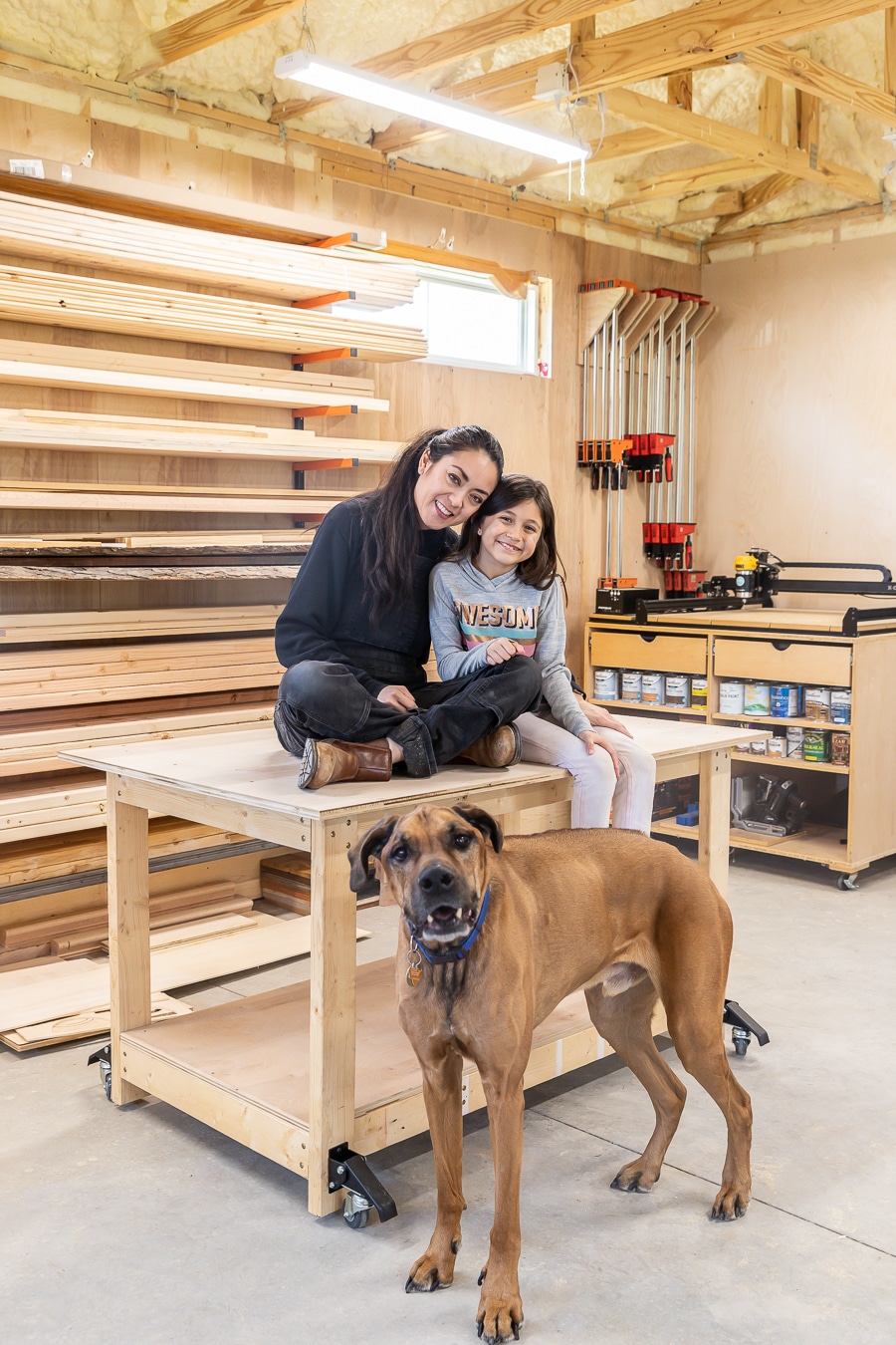 How to build an easy DIY workbench from scrap wood