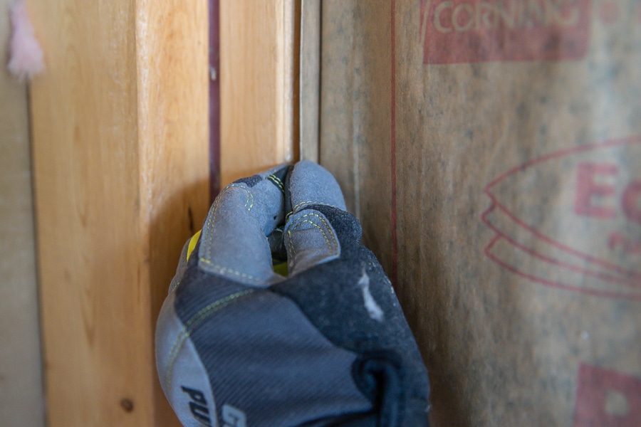 How To Hang Insulation The Easy Way For Beginners