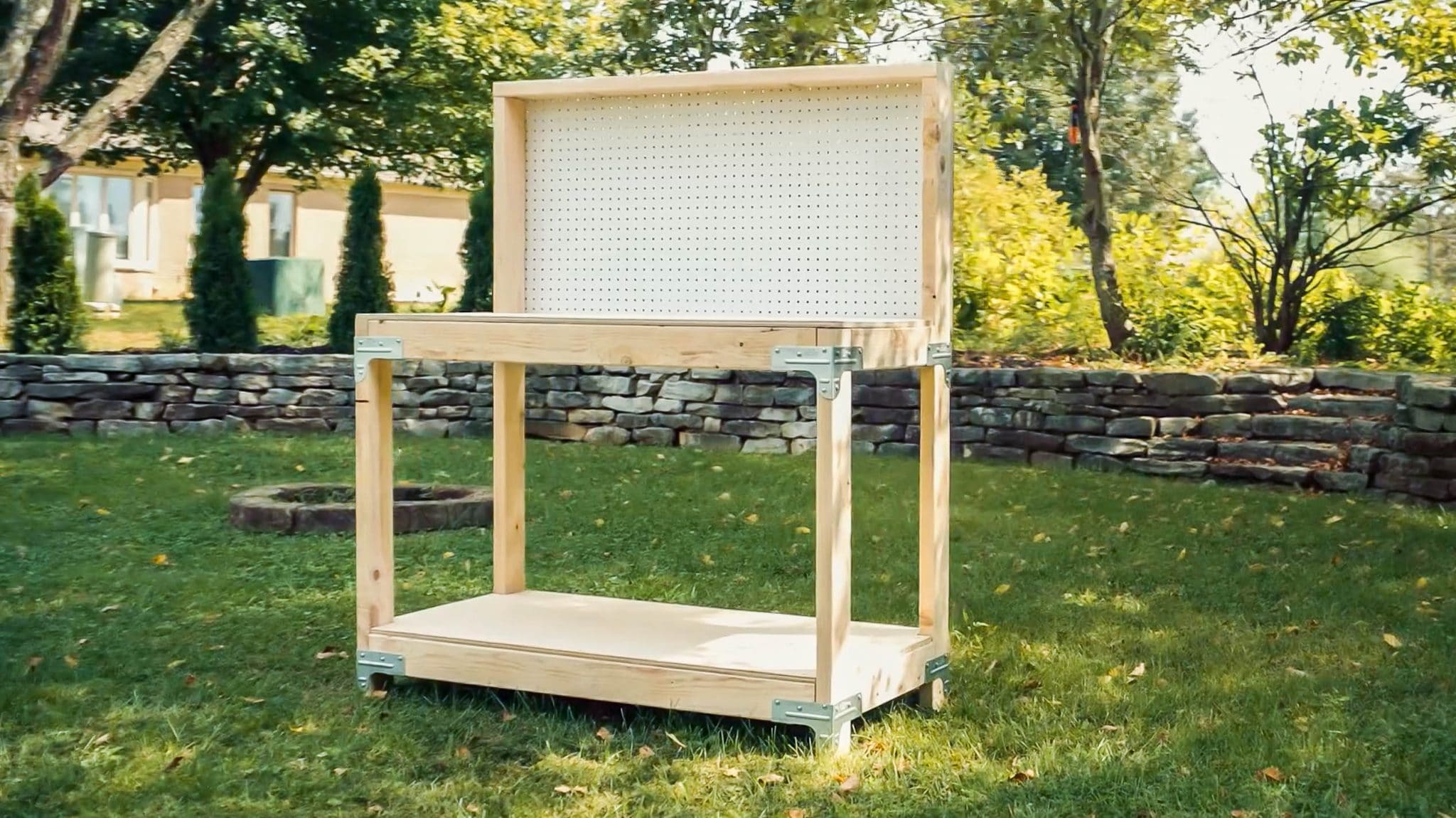 Build An EASY DIY Workbench From a Kit! VIDEO!