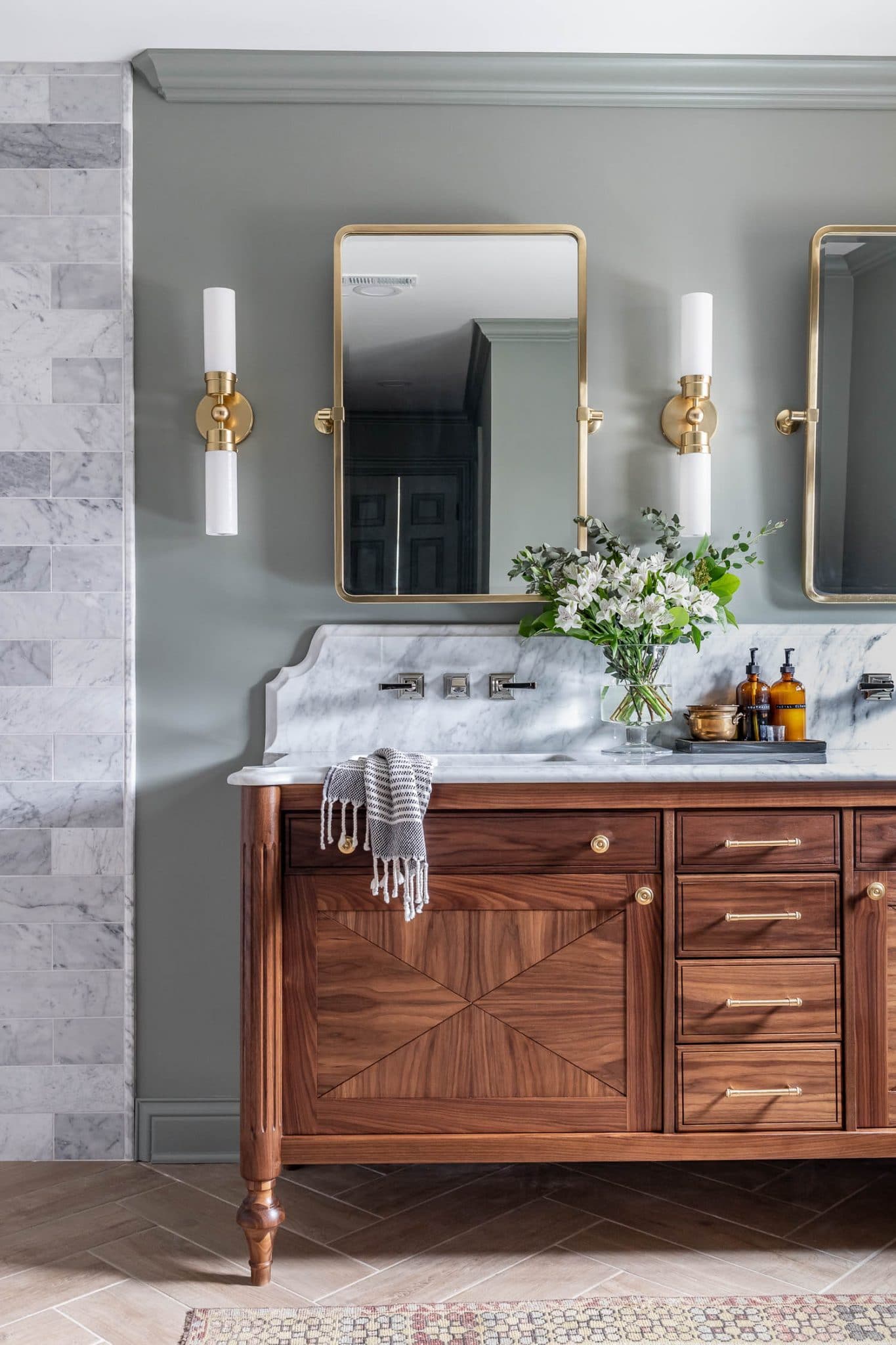 16 DIY Bathroom Vanity Plans You Can Build Today